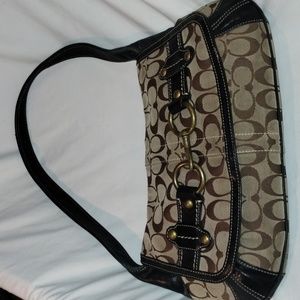 Coach Signature Classic Purse Serial No L0794-11277